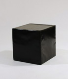 Pouf in ecopelle colore nero